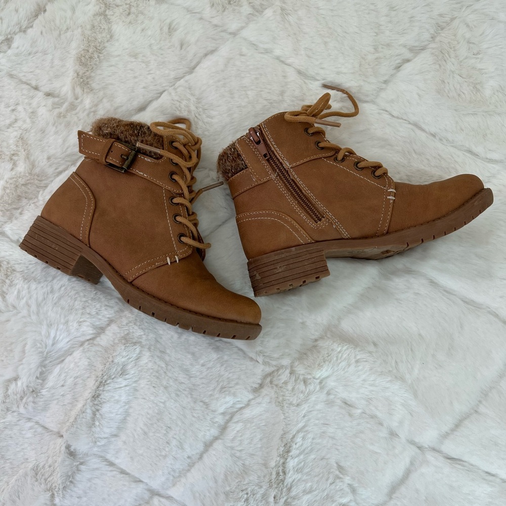 Girls Size 12 Tan Ankle Boots Faux Fur Lined Lace Up Zip Fall Winter